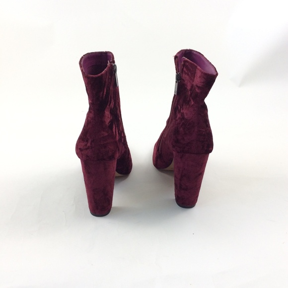 New Jessica Simpson Teddi Velvet Ankle Bootie - Picture 4 of 5